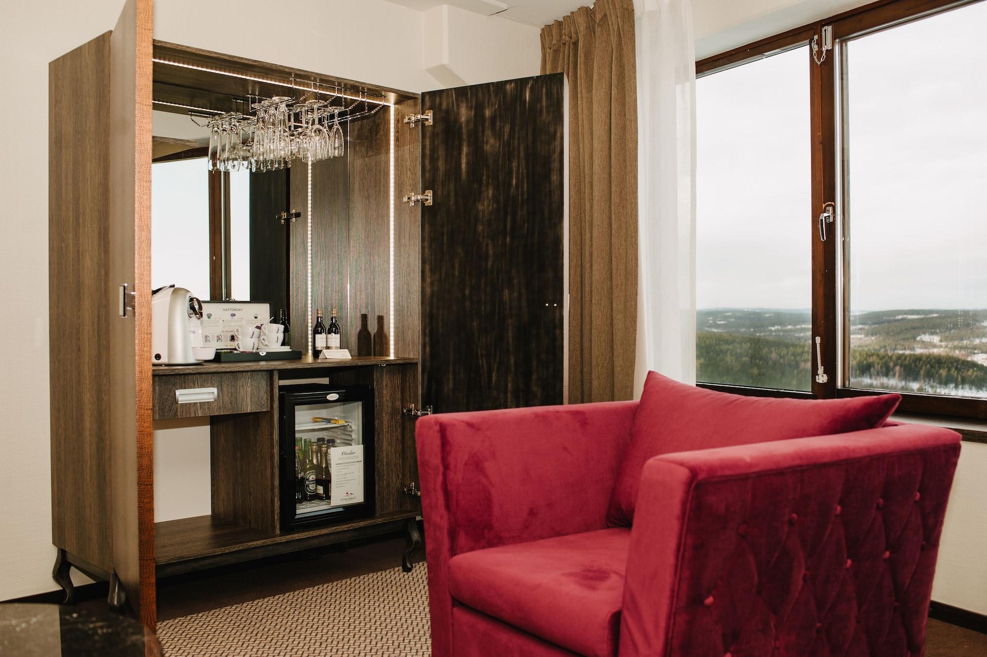 סונדסוואל Hotell Soedra Berget מראה חיצוני תמונה